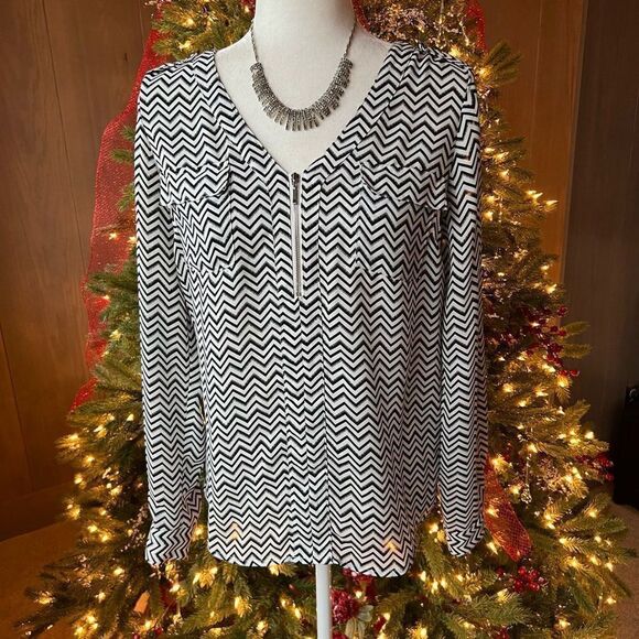 Candie’s Blouse Black & White M - Picture 1 of 8